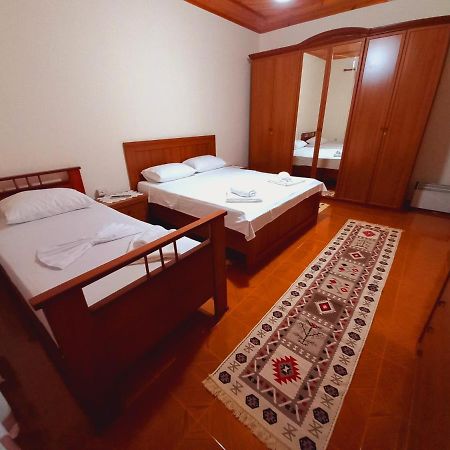 Sokolli Guest House Gjirokastër 외부 사진