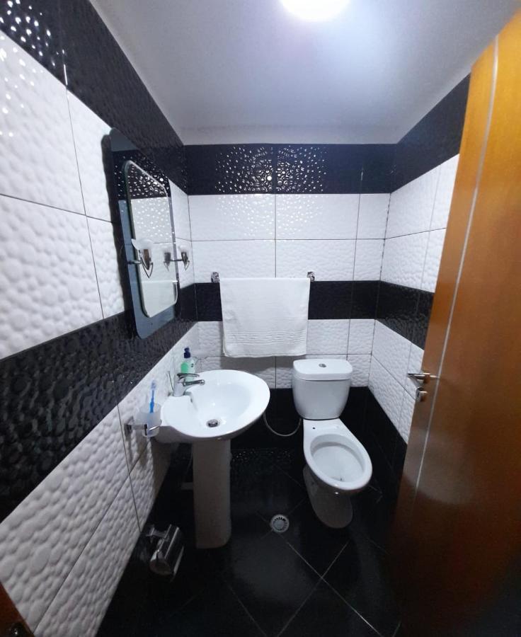 Sokolli Guest House Gjirokastër 외부 사진