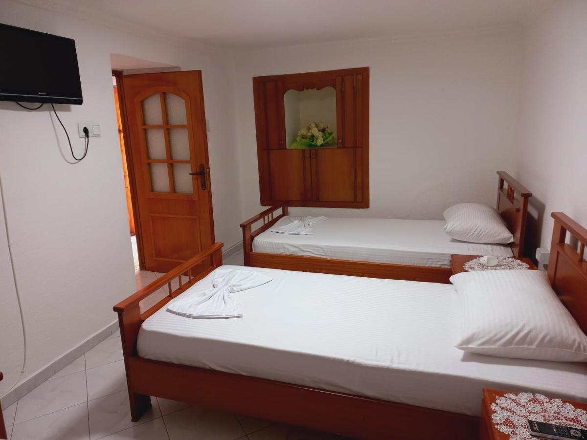 Sokolli Guest House Gjirokastër 외부 사진