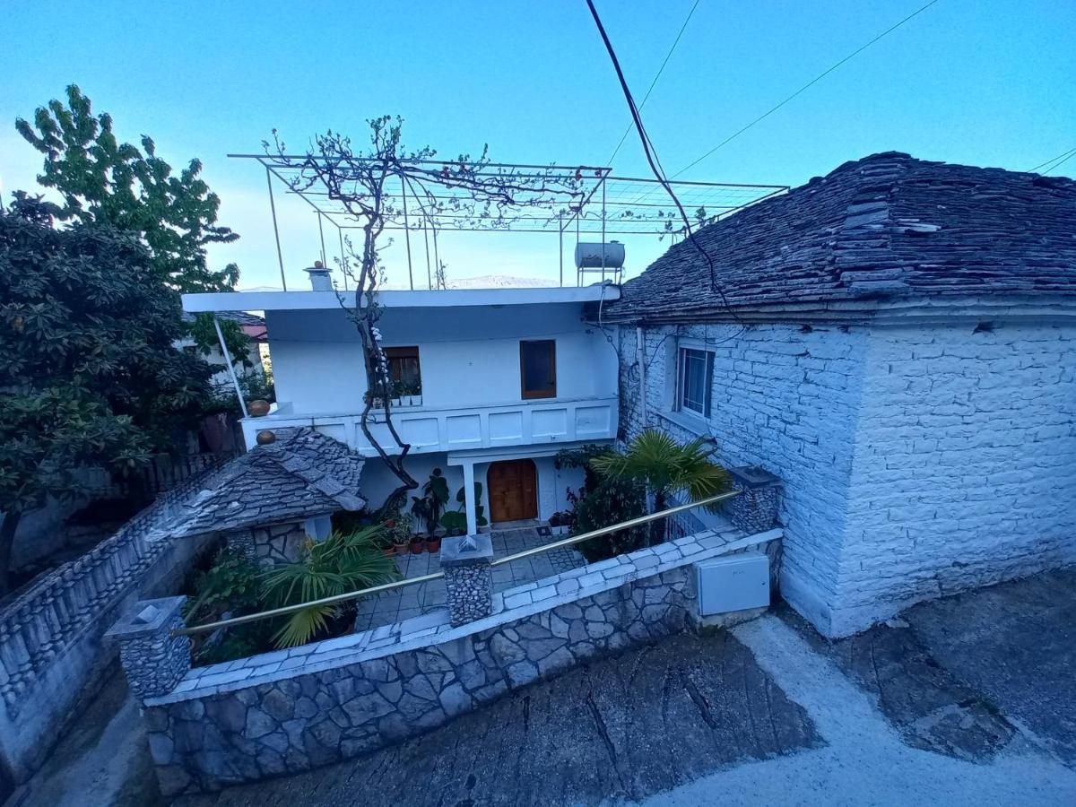 Sokolli Guest House Gjirokastër 외부 사진