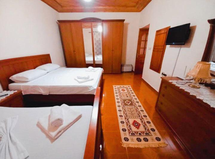 Sokolli Guest House Gjirokastër 외부 사진