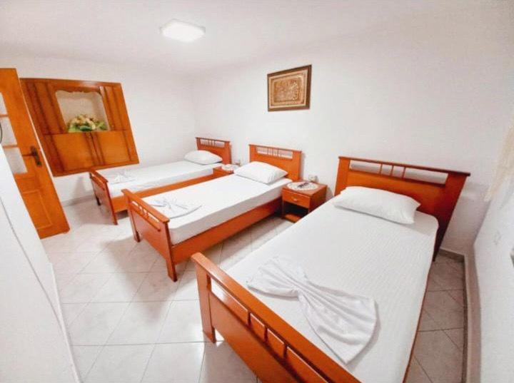 Sokolli Guest House Gjirokastër 외부 사진
