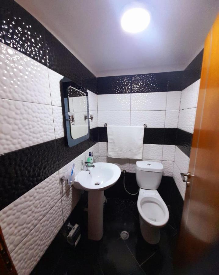 Sokolli Guest House Gjirokastër 외부 사진