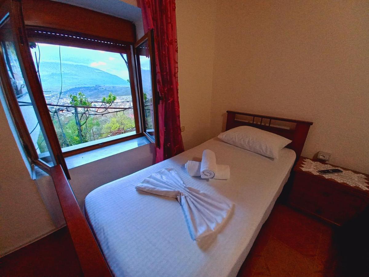 Sokolli Guest House Gjirokastër 외부 사진