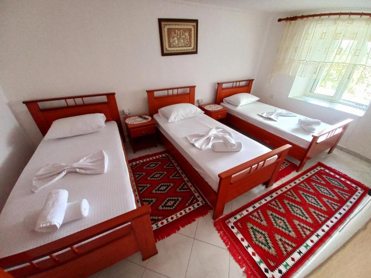 Sokolli Guest House Gjirokastër 외부 사진